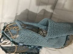 Naylon İpten Yapılmış Omuzu Açık Hırka S Beden