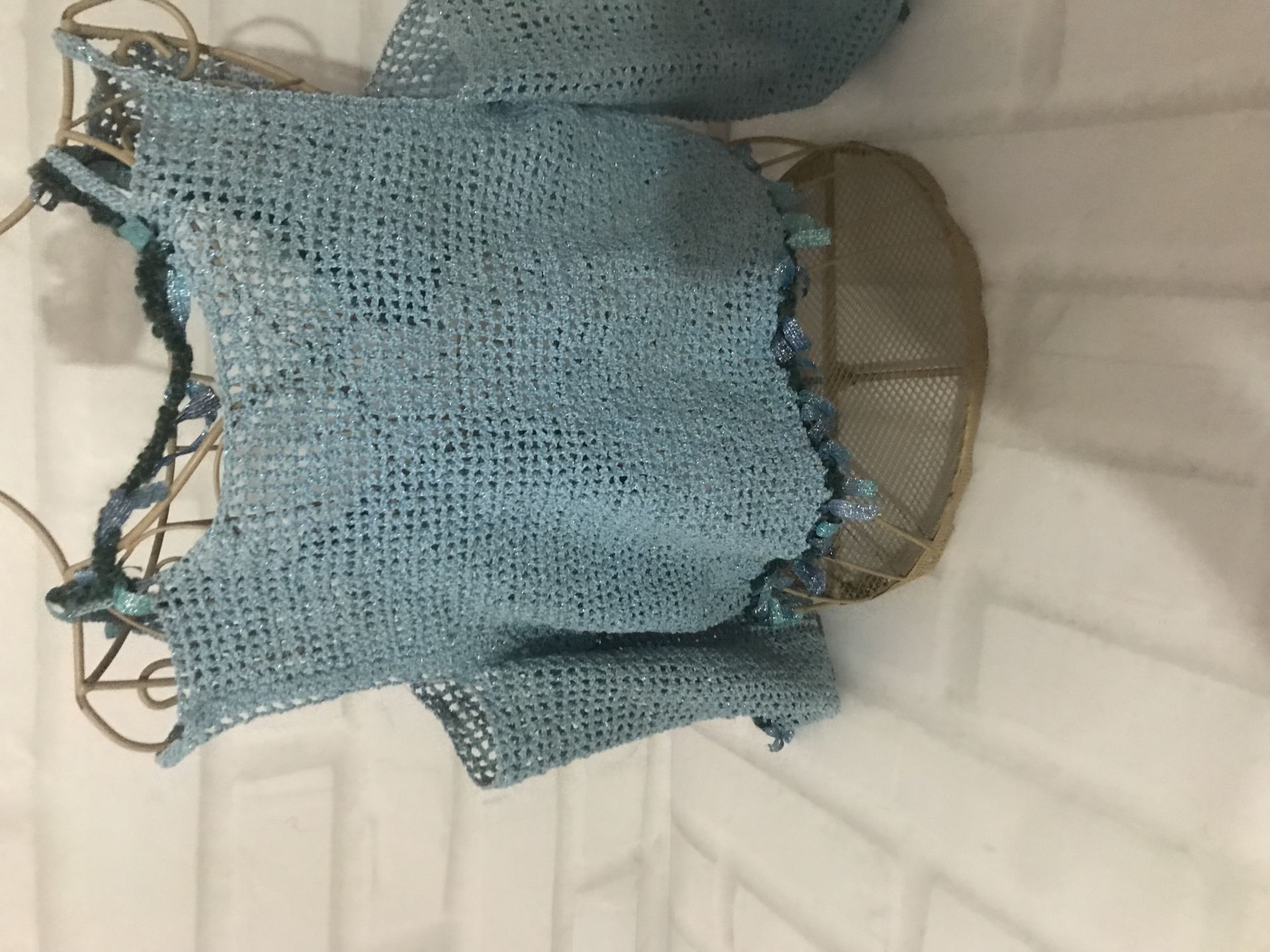 Naylon İpten Yapılmış Omuzu Açık Hırka S Beden