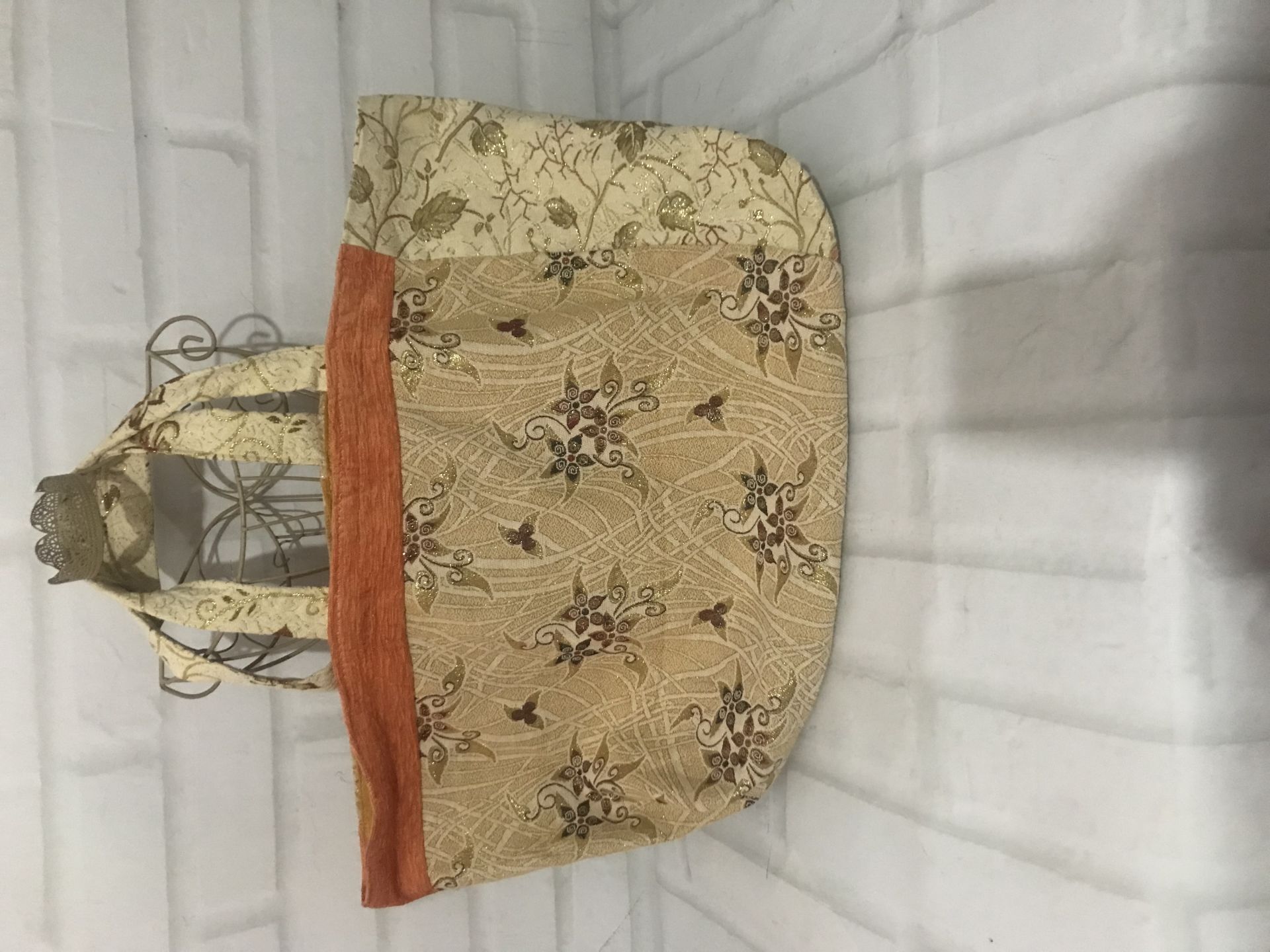 Otantik El Dikimi Astarlı Kadife Kumaş Çantası